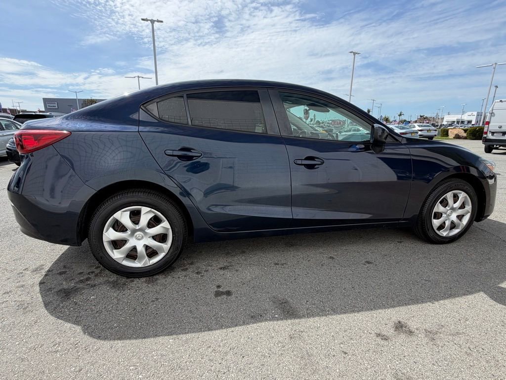 Used 2018 MAZDA MAZDA3 Sport FWD image 7