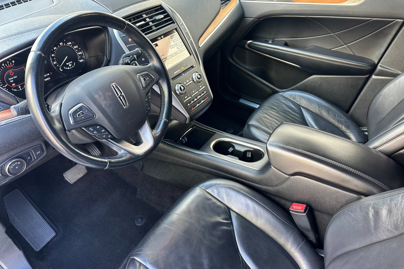 Used 2017 Lincoln MKC Select w/ Select Plus Package image 10