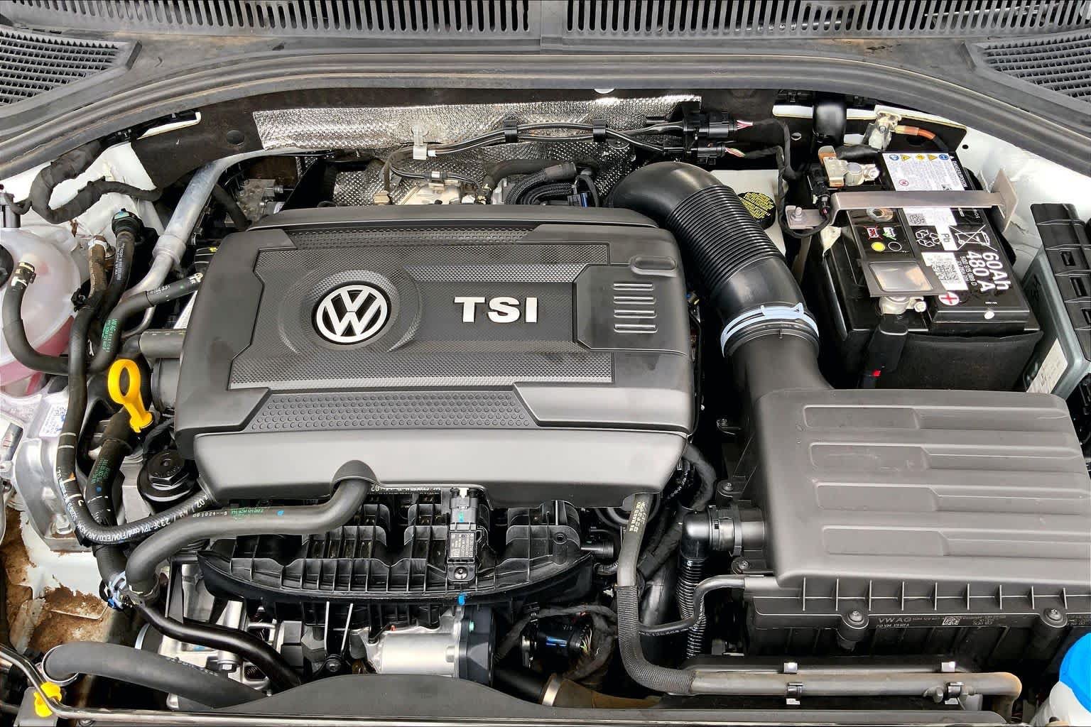 Used 2025 Volkswagen Jetta GLI Autobahn FWD image 31
