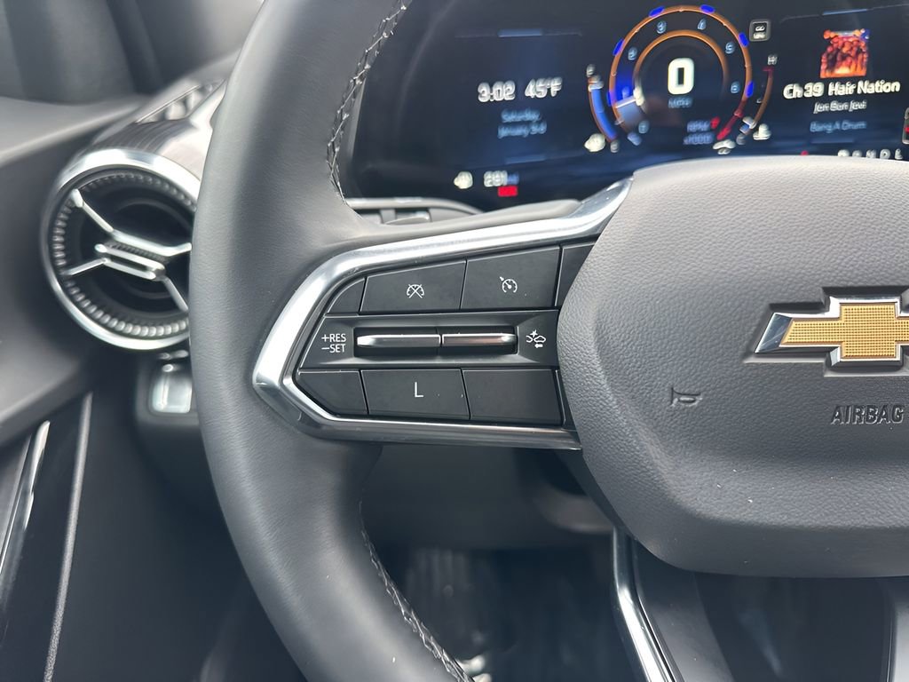 Used 2025 Chevrolet Equinox LT image 13