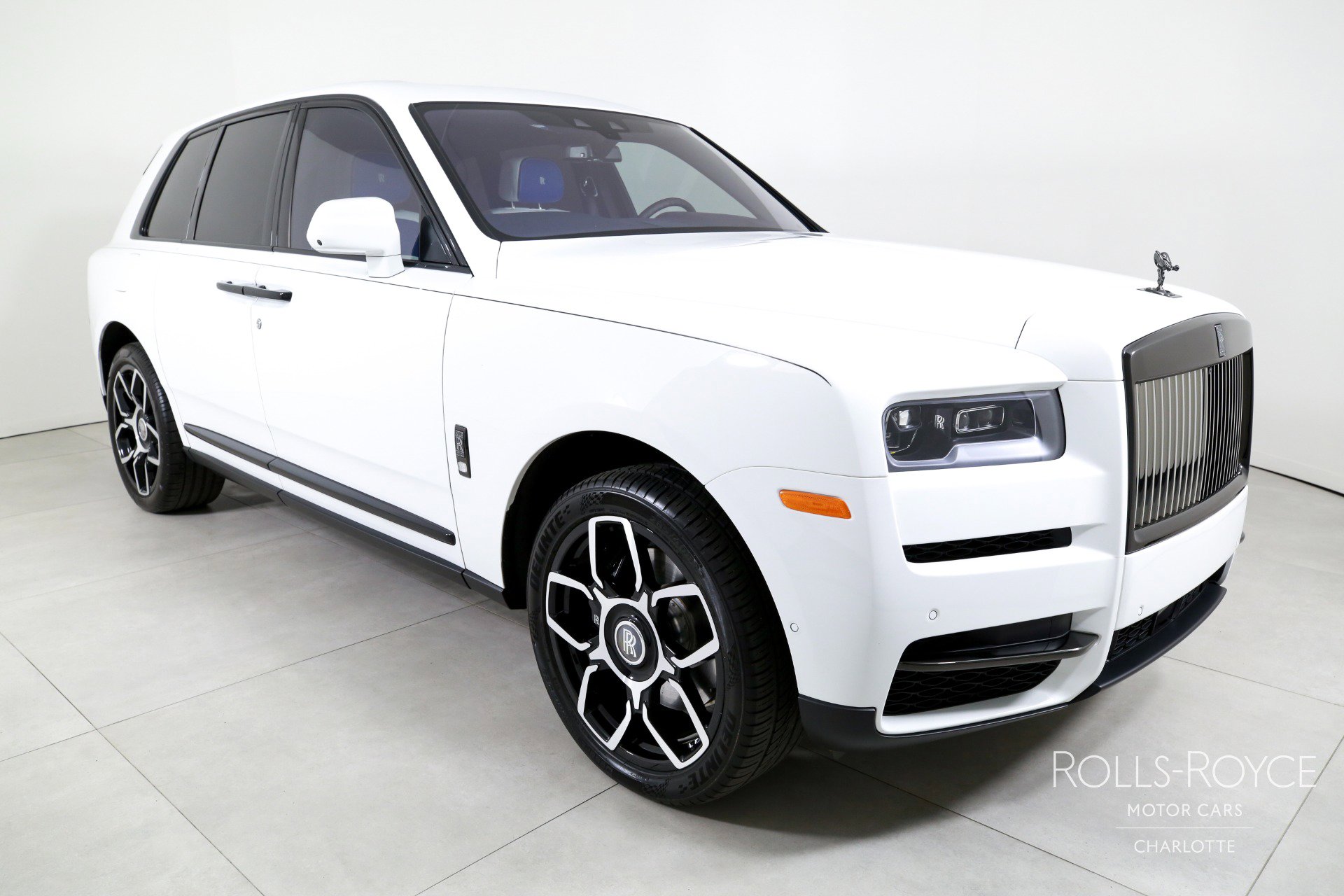 Used 2023 Rolls-Royce Cullinan Black Badge w/ Driver's Package image 6