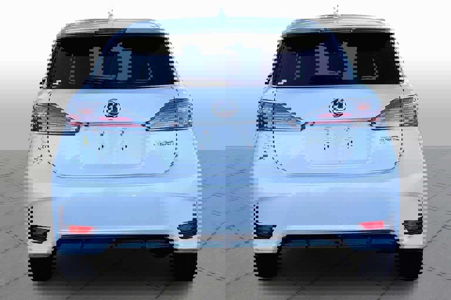 Used 2016 Lexus CT 200h image 4