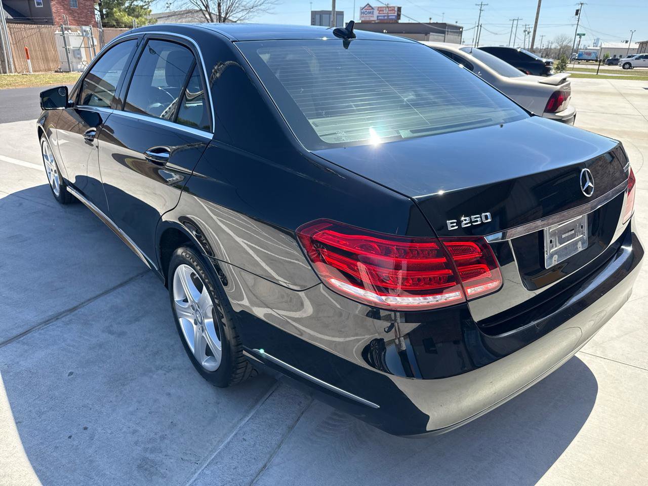 Used 2014 Mercedes-Benz E 250 BlueTEC 4MATIC Sedan image 14