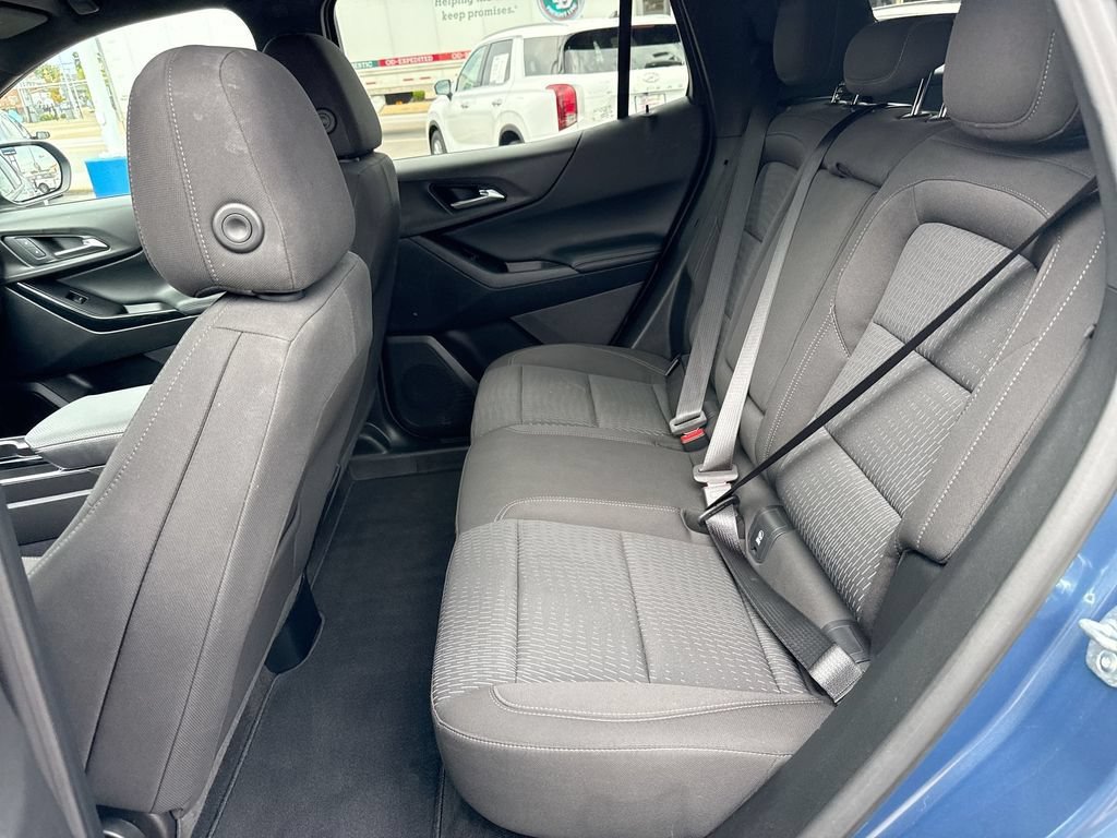 Used 2026 Chevrolet Equinox LT AWD/4WD image 25