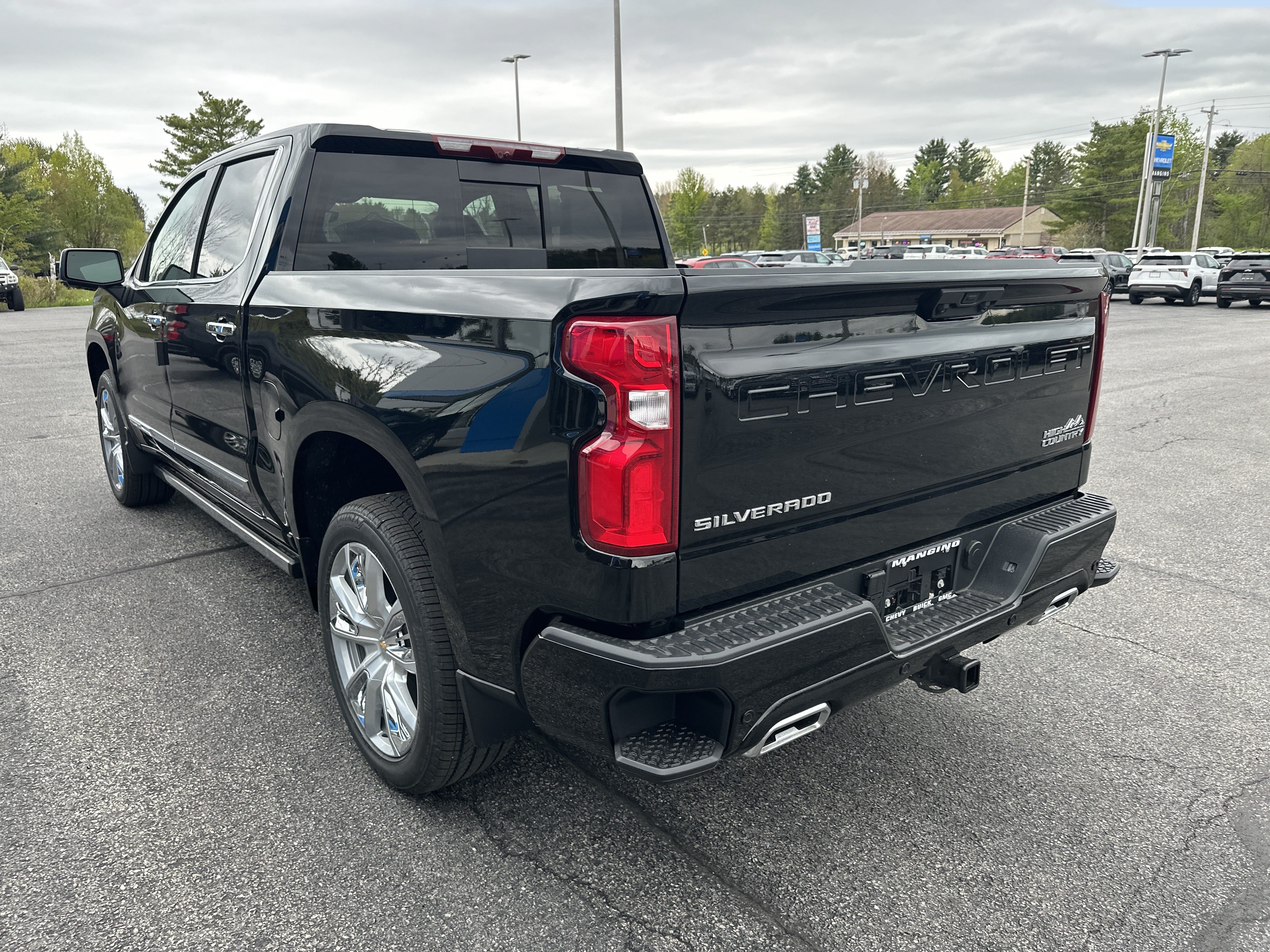 New 2026 Chevrolet Silverado 1500 High Country AWD/4WD image 6