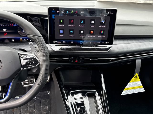 New 2026 Volkswagen Golf 2.0T image 15