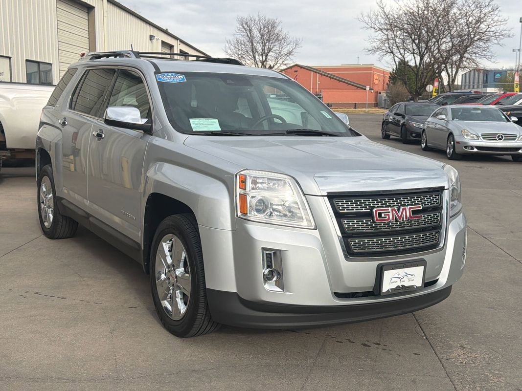 Used 2015 GMC Terrain SLT image 2