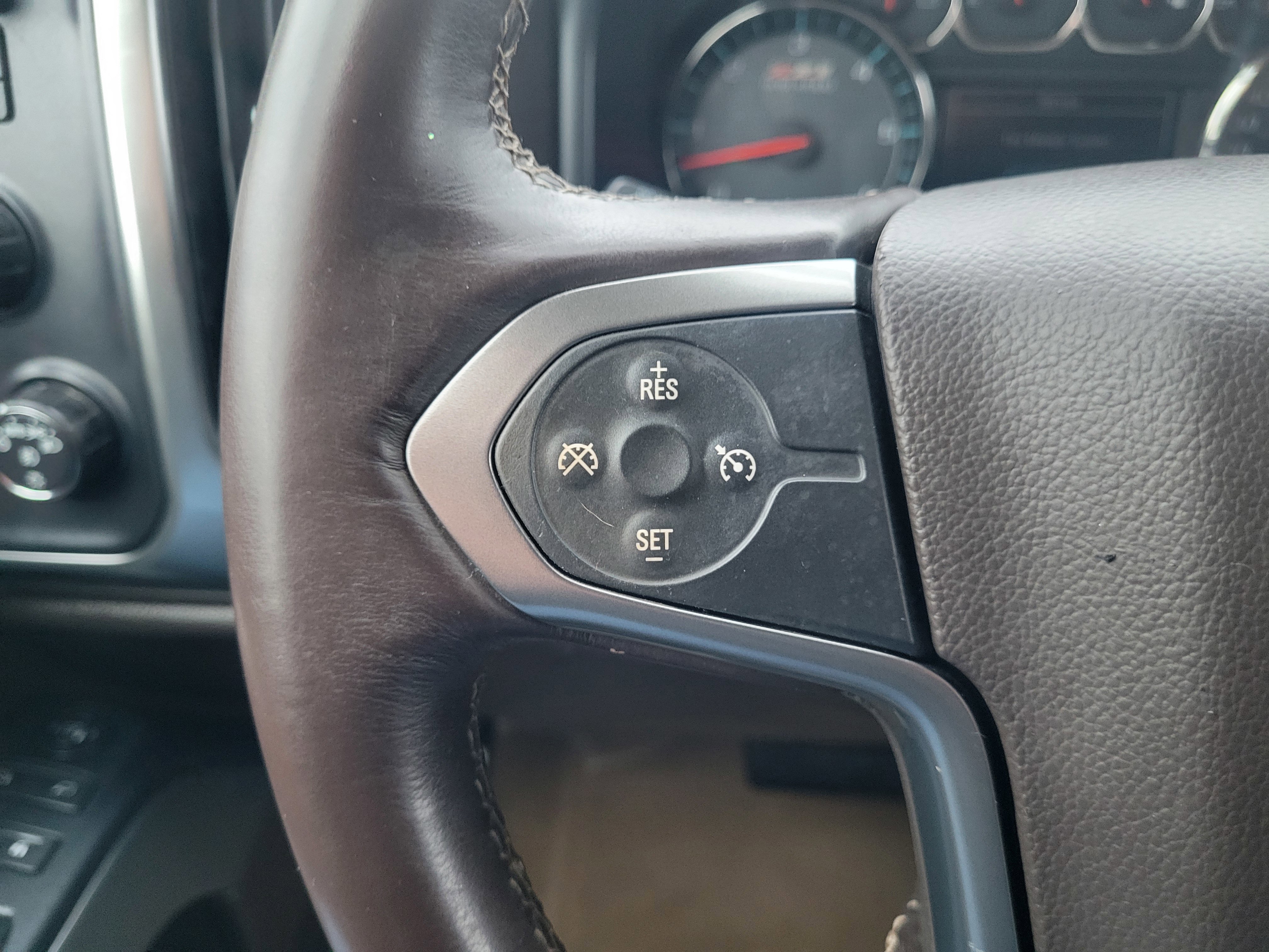 Used 2017 Chevrolet Silverado 1500 LT w/ All Star Edition image 28