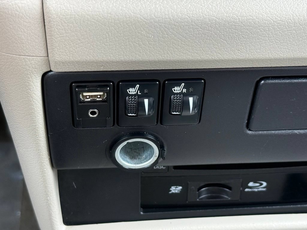 Used 2015 Toyota Sienna XLE Premium AWD/4WD image 35