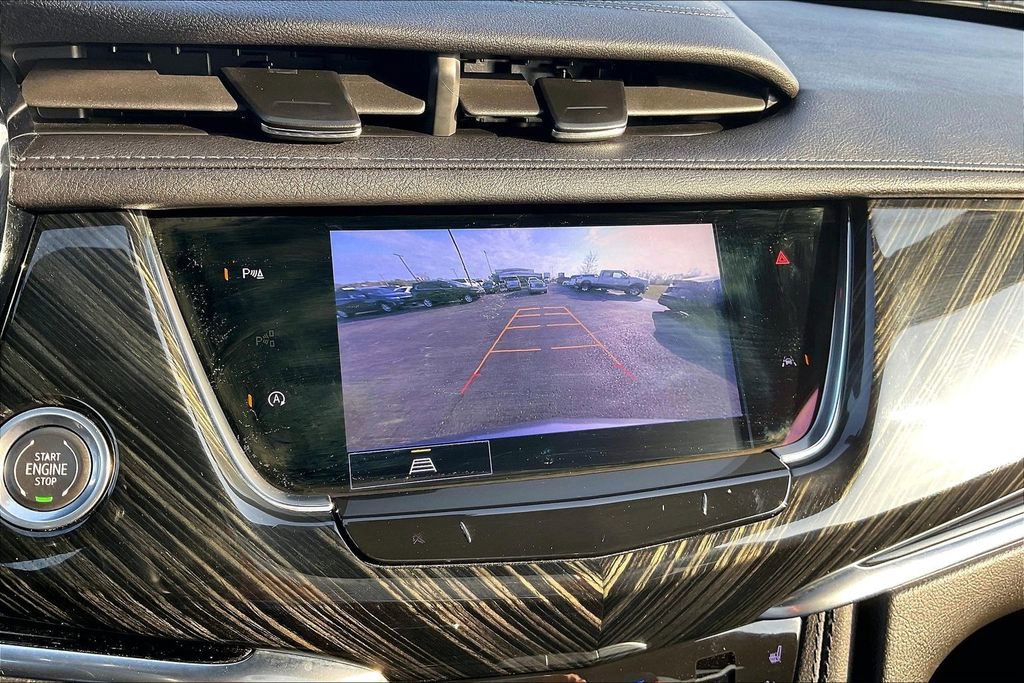 Used 2023 Cadillac XT6 Premium Luxury image 17
