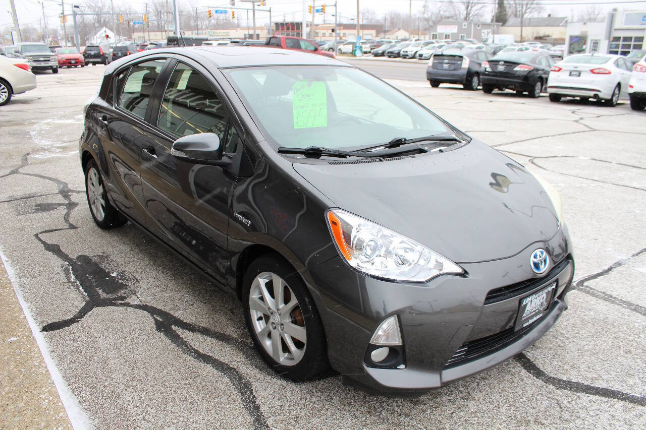 Used 2012 Toyota Prius C Four image 4