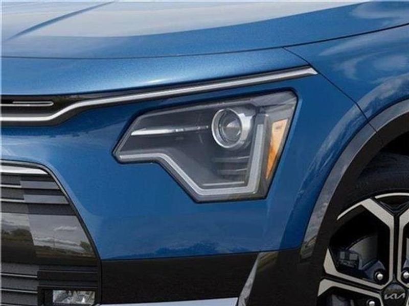New 2025 Kia Niro EX Touring image 64