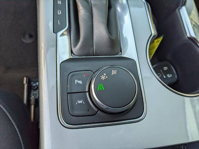 Used 2025 Chevrolet Blazer LT w/ Convenience Package FWD image 16