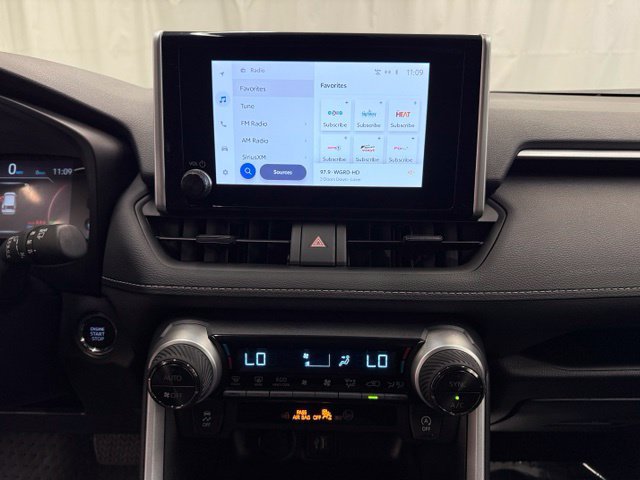 Certified 2025 Toyota RAV4 XLE AWD/4WD image 15