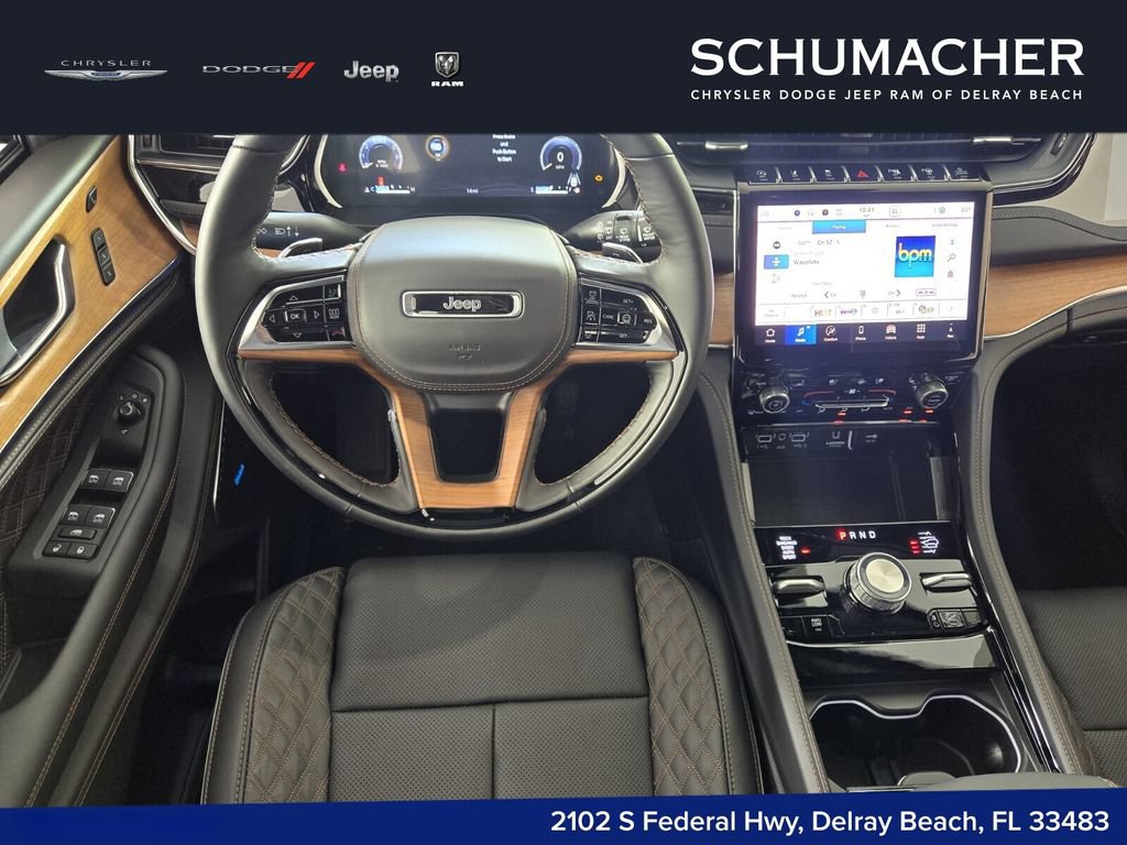 New 2025 Jeep Grand Cherokee L Summit AWD/4WD image 9