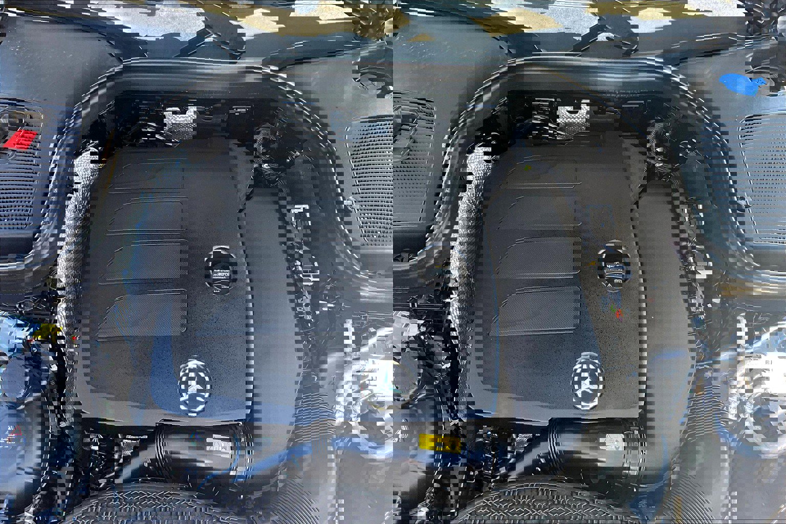 Used 2022 Mercedes-Benz GLC 300 w/ Premium Package Lite image 31