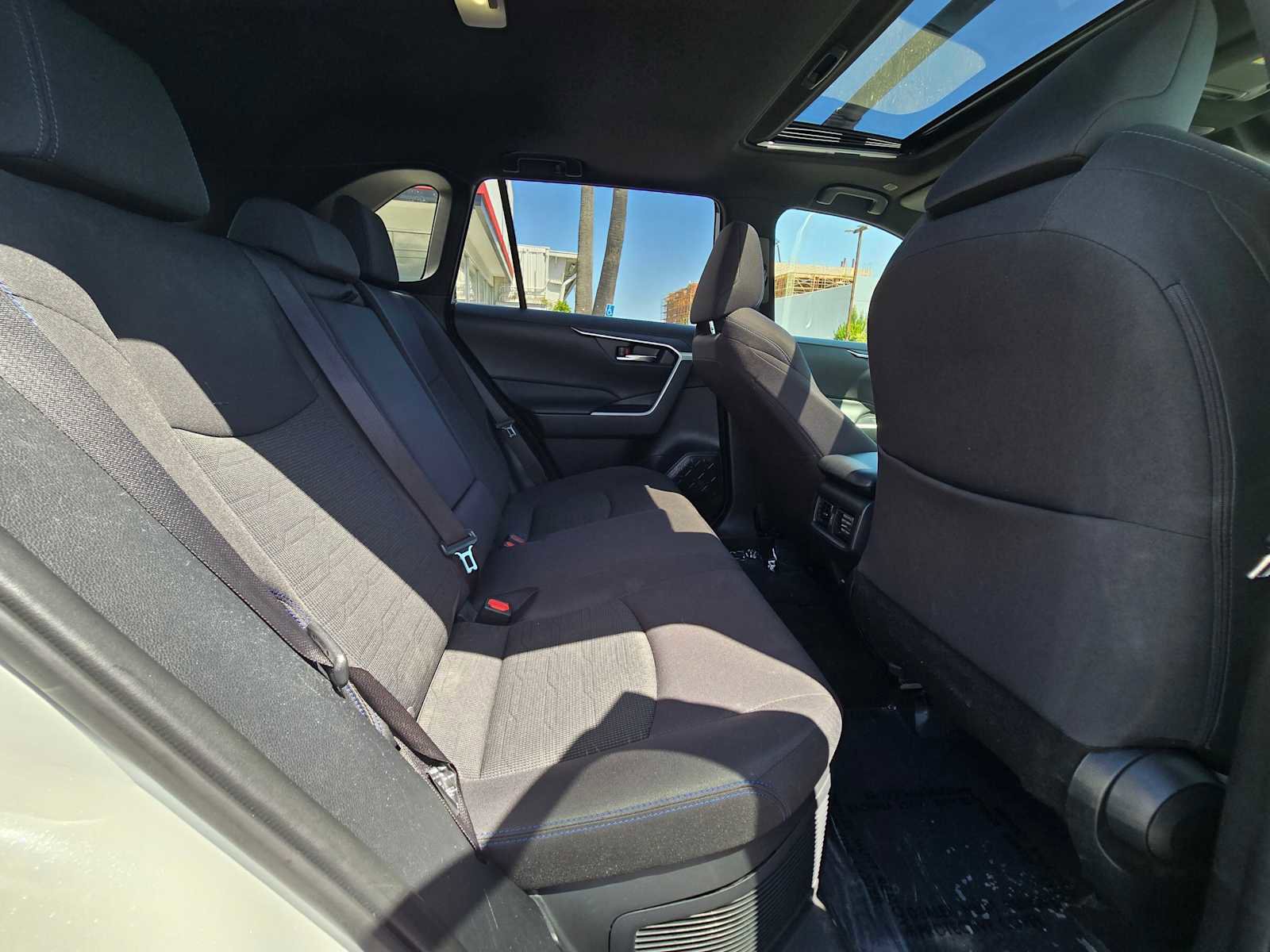 Used 2023 Toyota RAV4 SE w/ Convenience Package AWD/4WD image 14