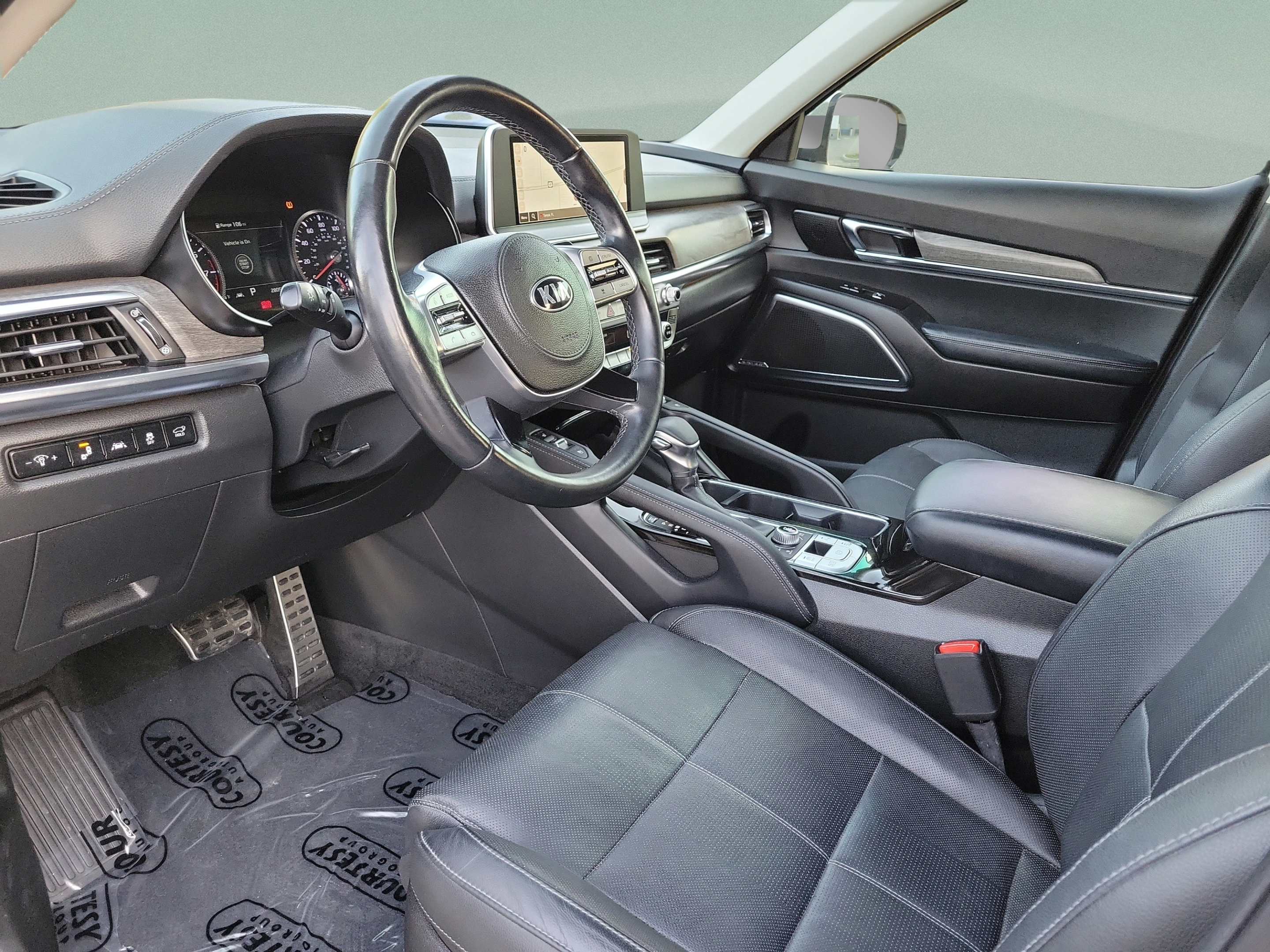 Certified 2021 Kia Telluride SX w/ Nightfall Edition Package AWD/4WD image 16