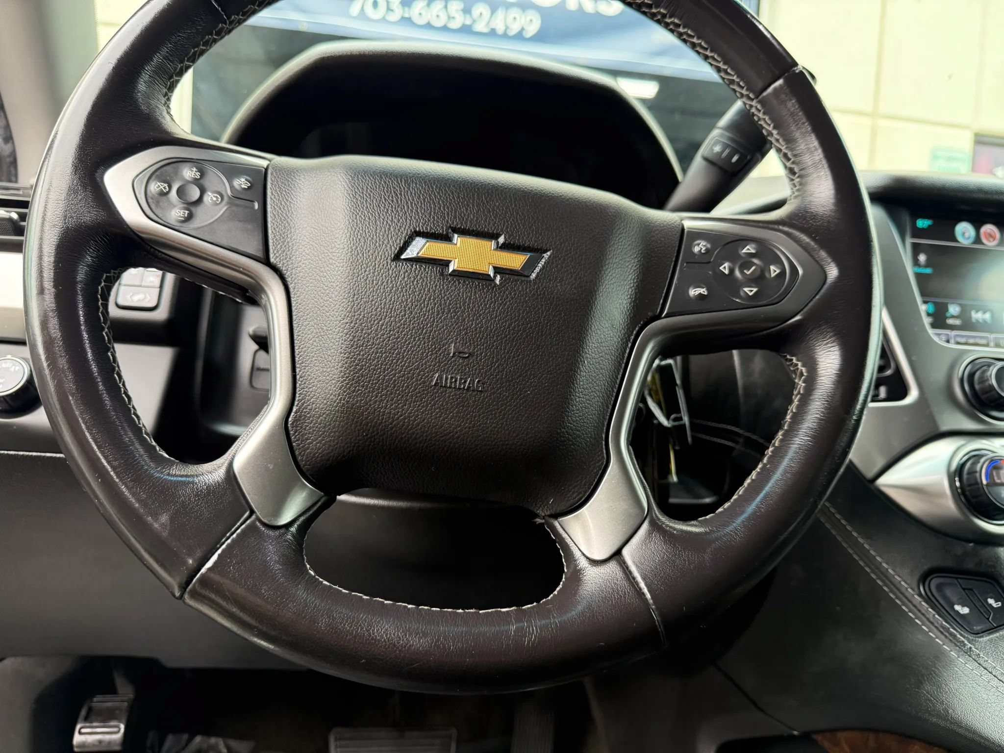 Used 2018 Chevrolet Tahoe LT AWD/4WD image 35