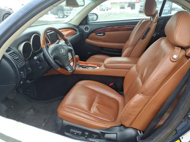 Used 2004 Lexus SC 430 Convertible RWD image 9