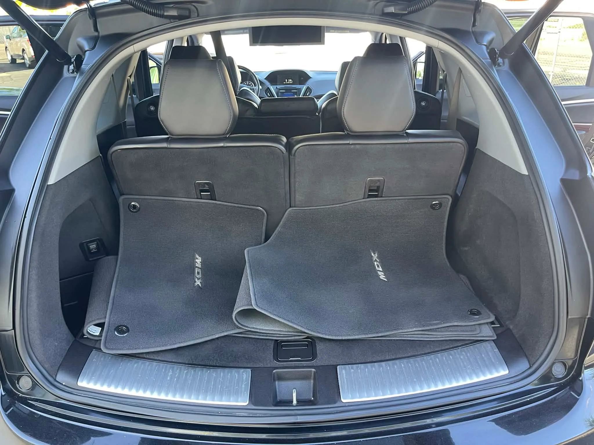 Used 2016 Acura MDX SH-AWD image 16