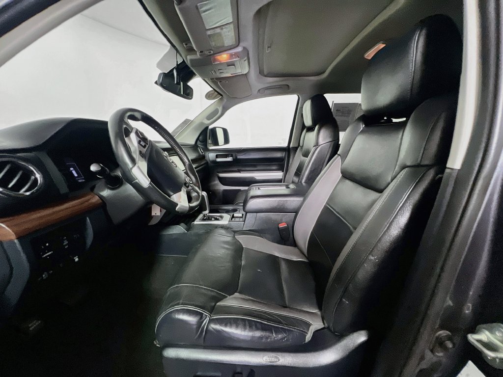 Used 2019 Toyota Tundra Limited w/ Limited Premium Package AWD/4WD image 12