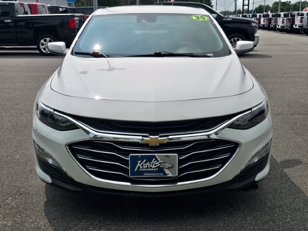 Certified 2025 Chevrolet Malibu LT FWD image 8