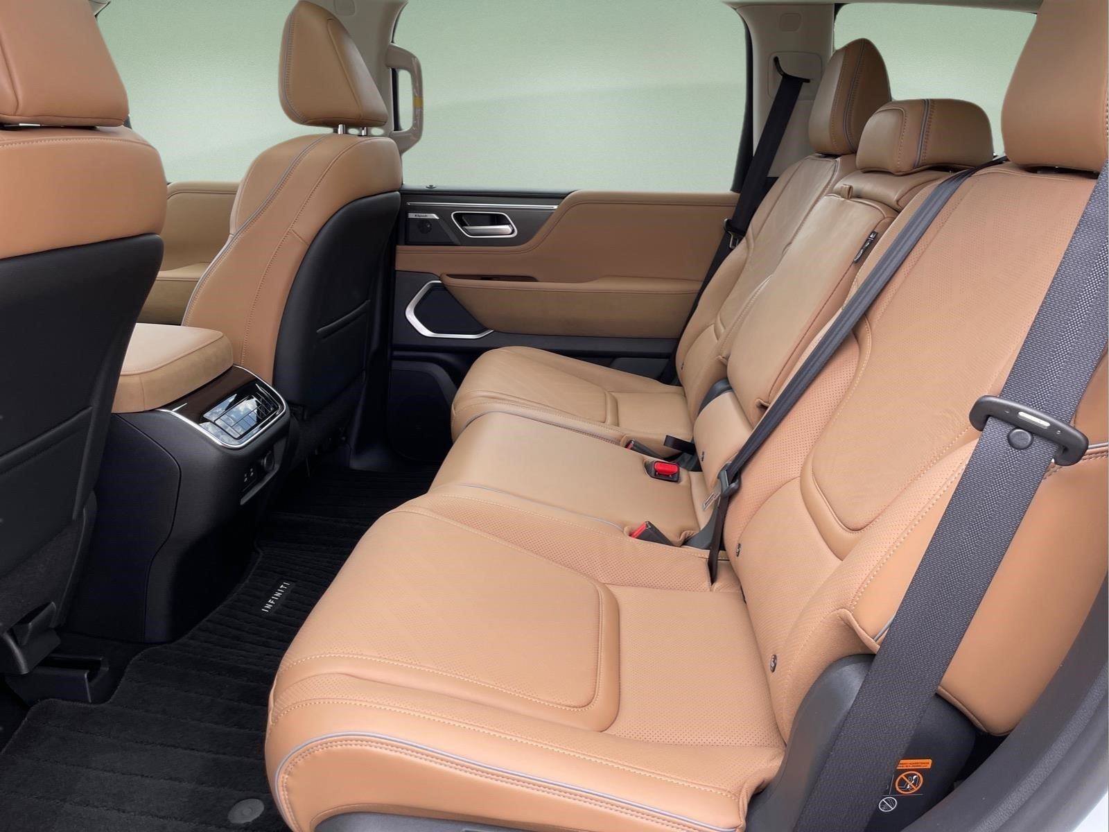 New 2026 INFINITI QX80 Luxe w/ Cargo Package RWD image 18