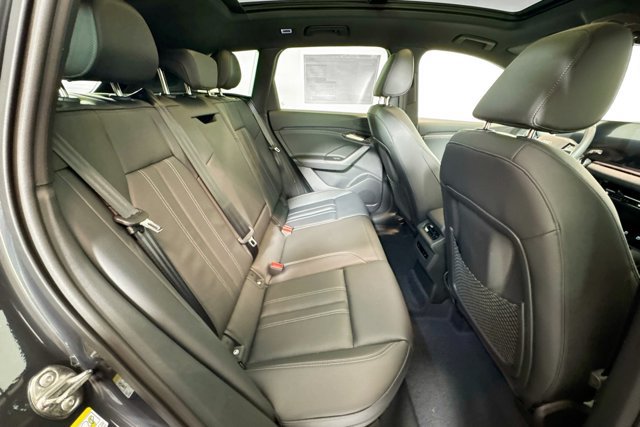 New 2027 Audi Q6 e-tron Premium AWD/4WD image 24