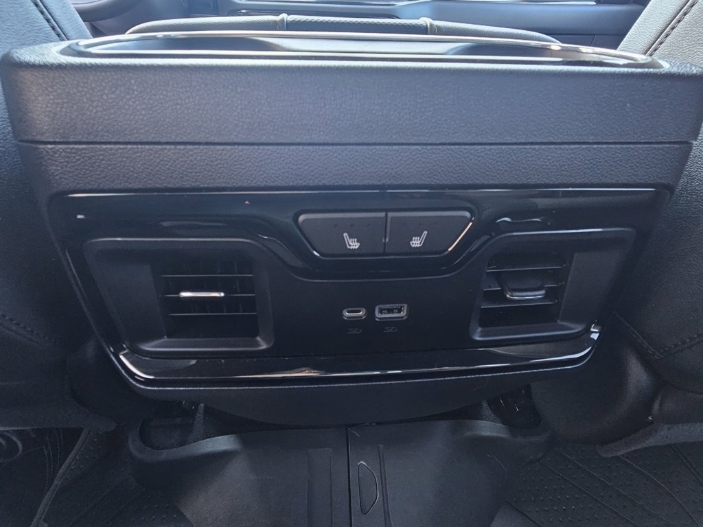 Used 2024 Chevrolet Silverado 1500 ZR2 w/ Technology Package image 27
