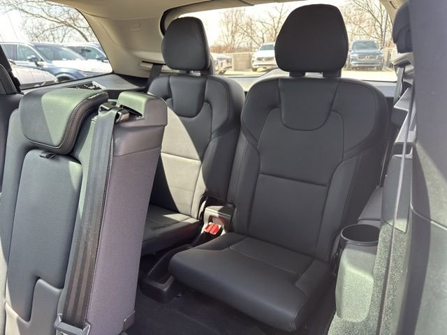 Certified 2023 Volvo XC90 B6 Plus w/ Protection Package Premier AWD/4WD image 13