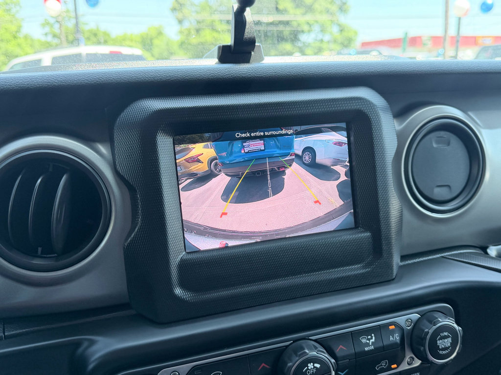 Used 2020 Jeep Wrangler Sport AWD/4WD image 17