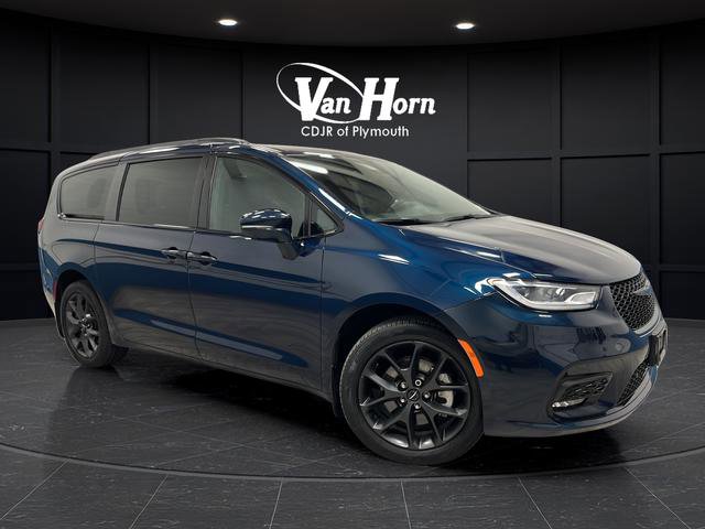 Used 2021 Chrysler Pacifica Touring-L w/ Premium & Safety Sphere Group AWD/4WD image 1