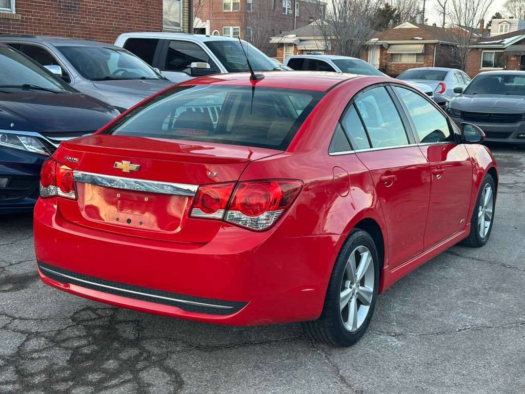 Used 2014 Chevrolet Cruze LT w/ RS Package image 4