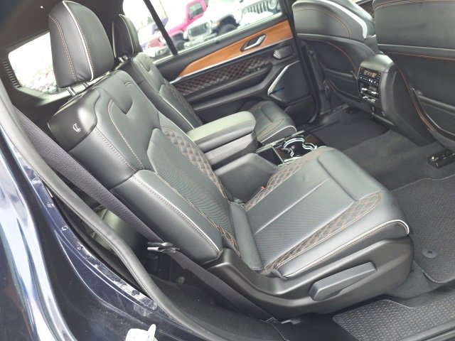 Used 2024 Jeep Grand Cherokee L Summit image 62