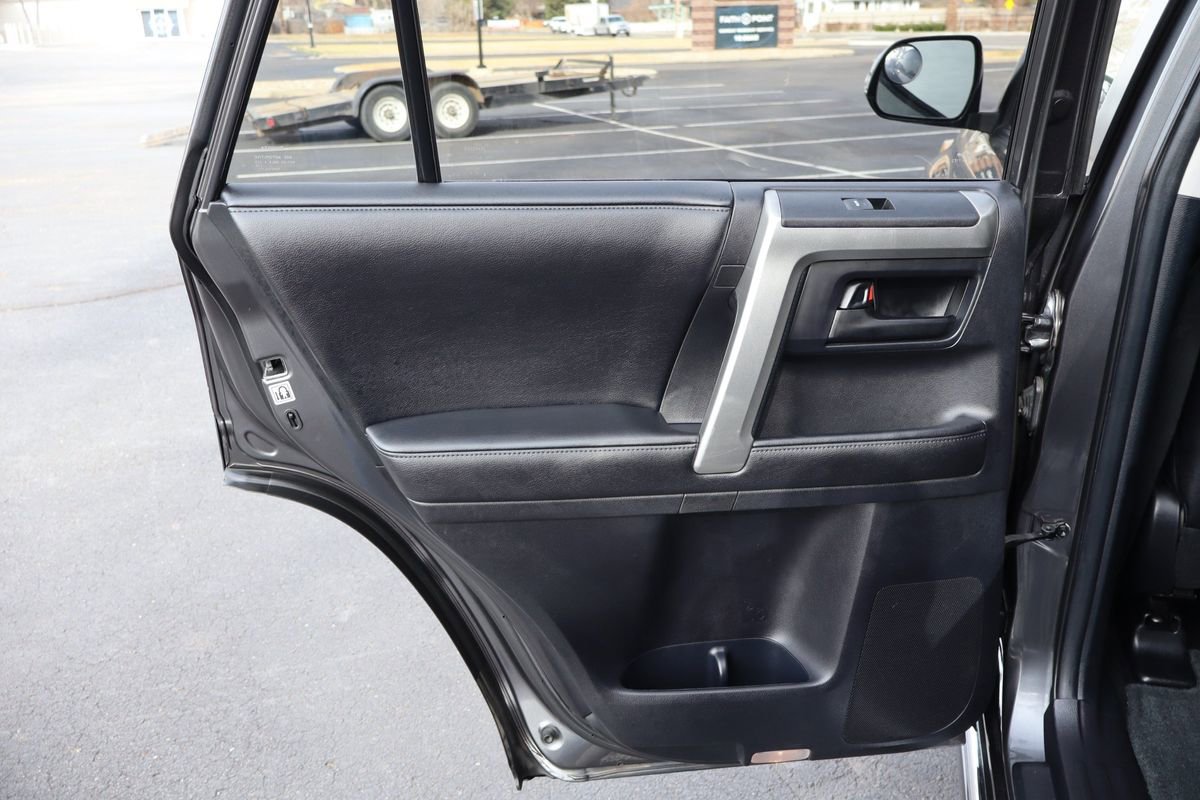 Used 2012 Toyota 4Runner Limited image 24