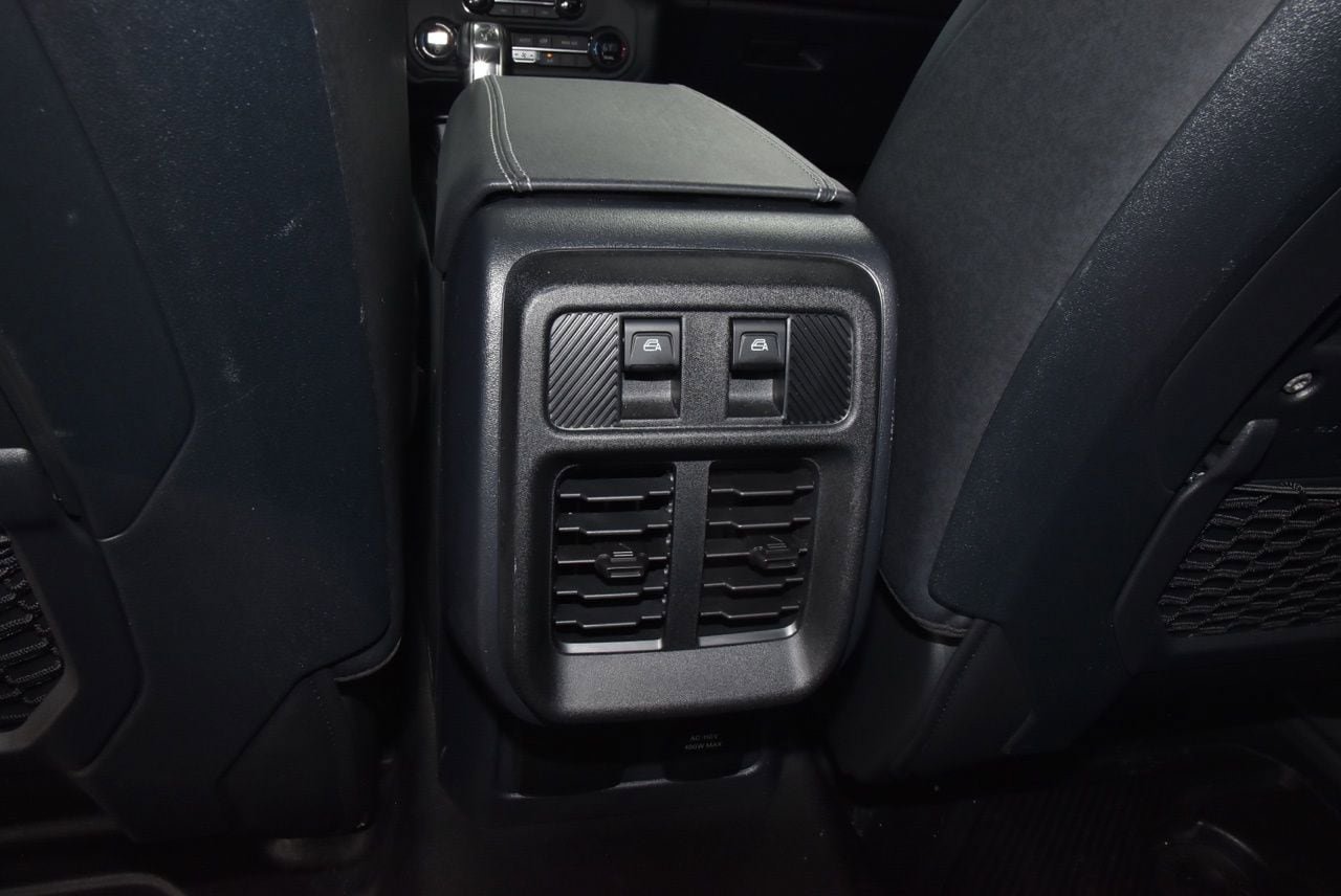 Certified 2025 Ford Bronco Badlands AWD/4WD image 19