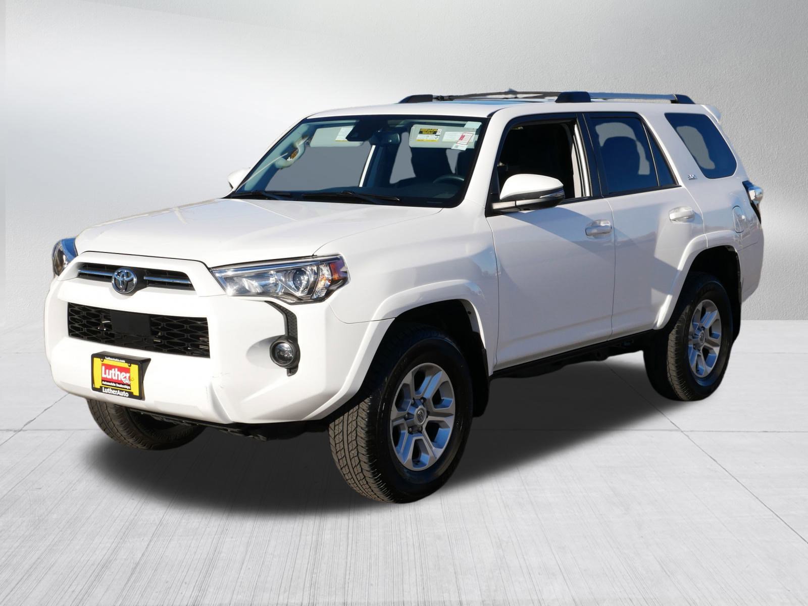 Used 2021 Toyota 4Runner SR5 Premium image 3