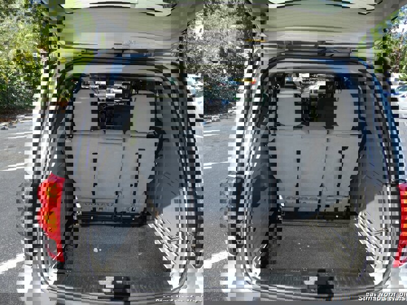 Used 2011 Dodge Grand Caravan Mainstreet w/ PWR Convenience Group FWD image 14