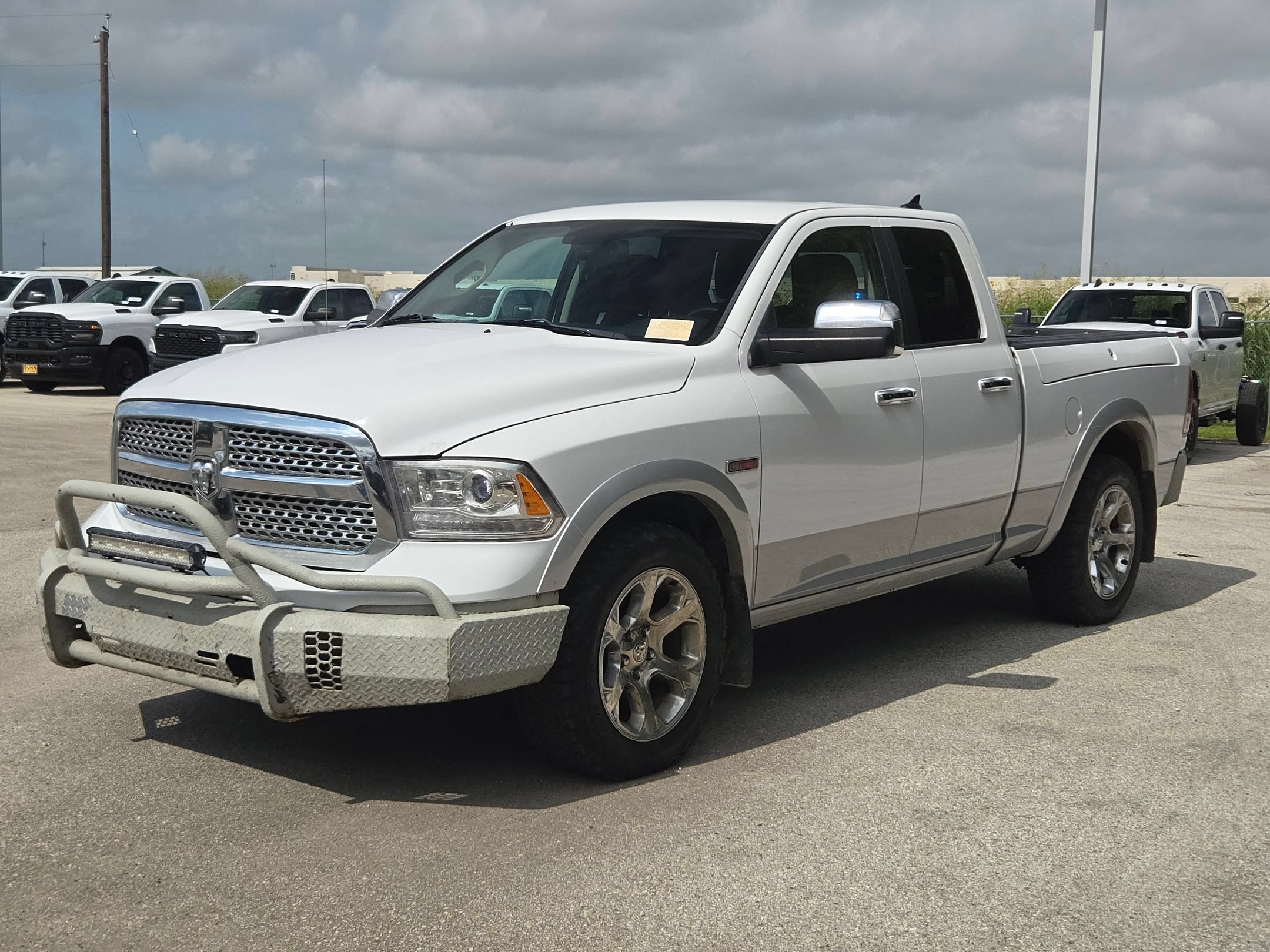 Used 2014 RAM 1500 Laramie w/ Convenience Group AWD/4WD image 7