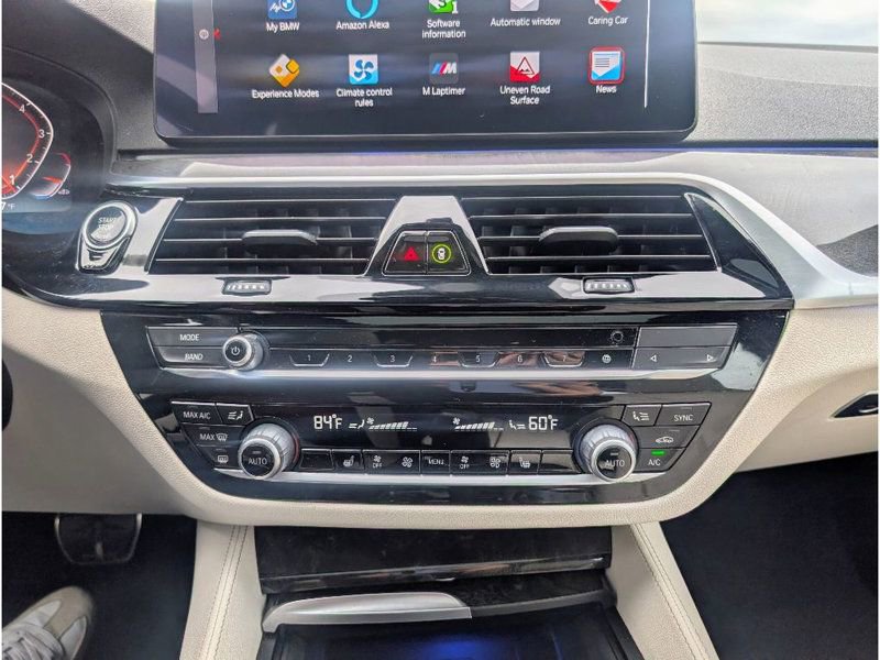 Used 2022 BMW 530i xDrive w/ M Sport Package image 30