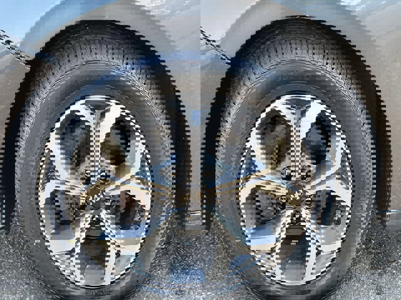 Used 2019 Kia Forte LXS image 32