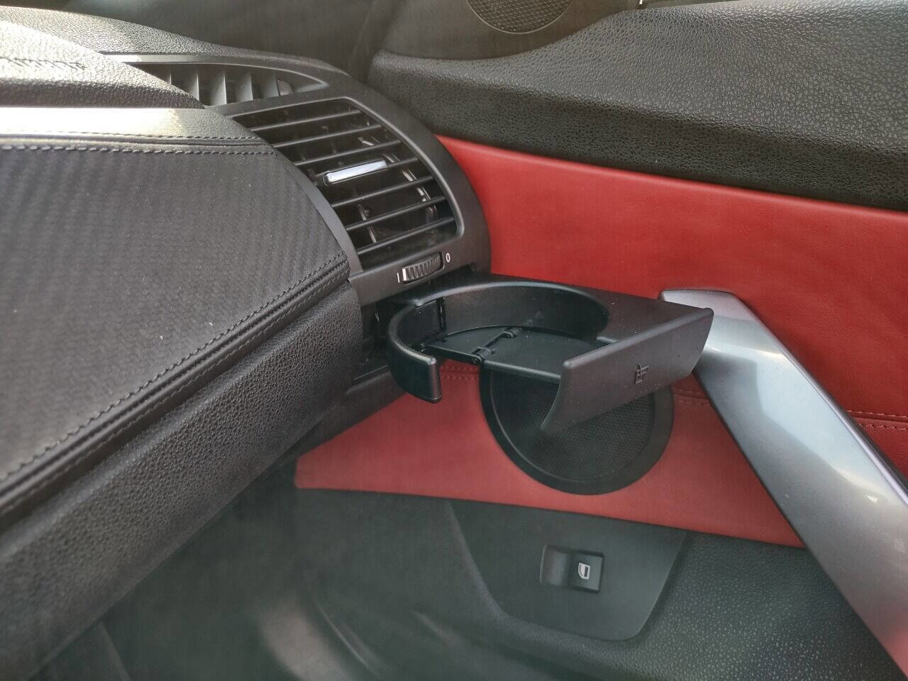 Used 2006 BMW M Roadster image 28