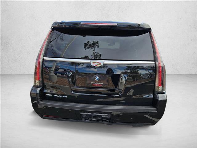 Used 2020 Cadillac Escalade ESV Luxury AWD/4WD image 7