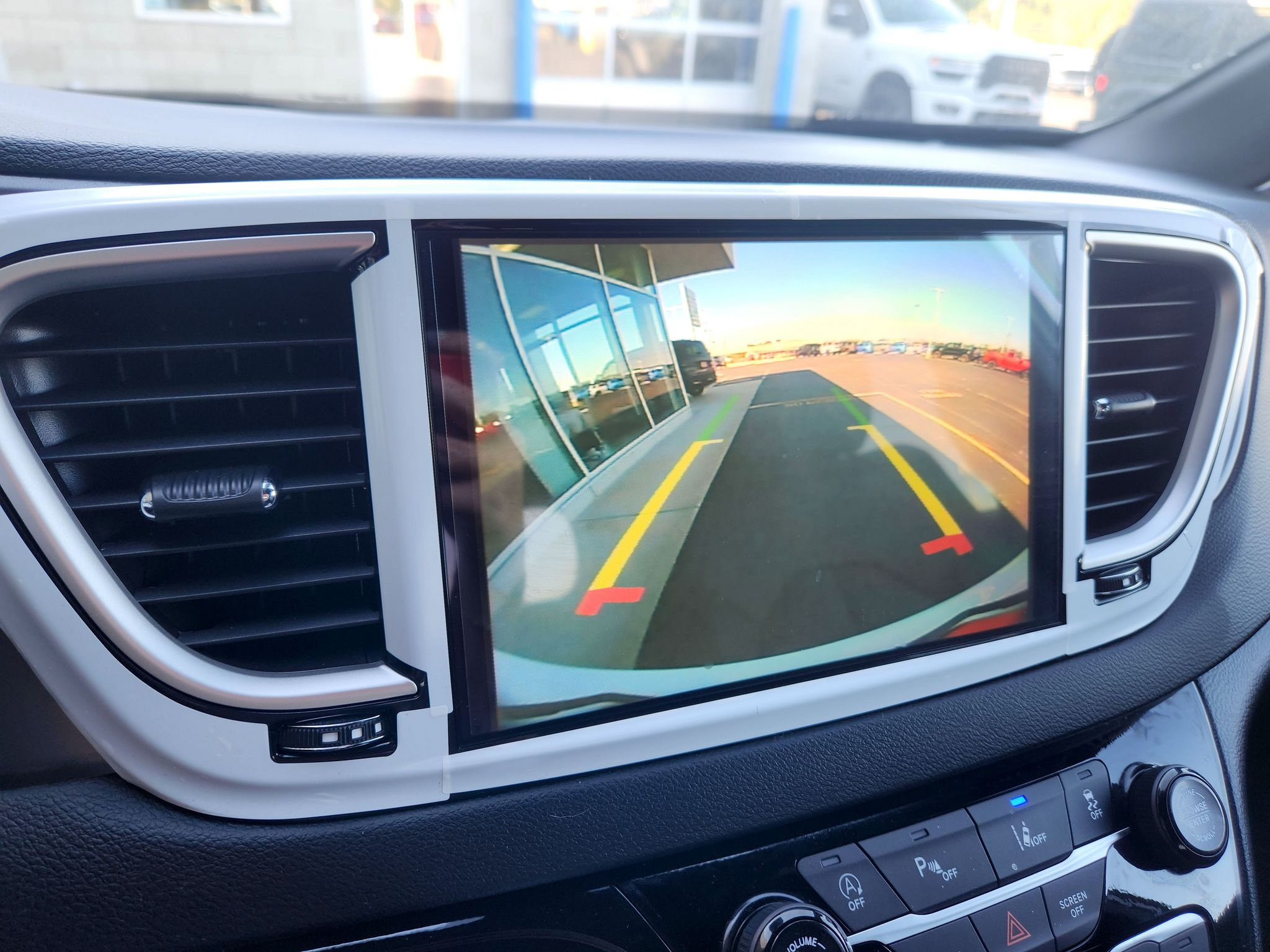 New 2026 Chrysler Voyager LX FWD image 33