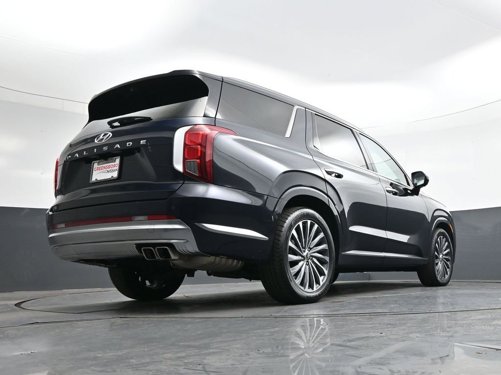 Used 2024 Hyundai Palisade Calligraphy image 27