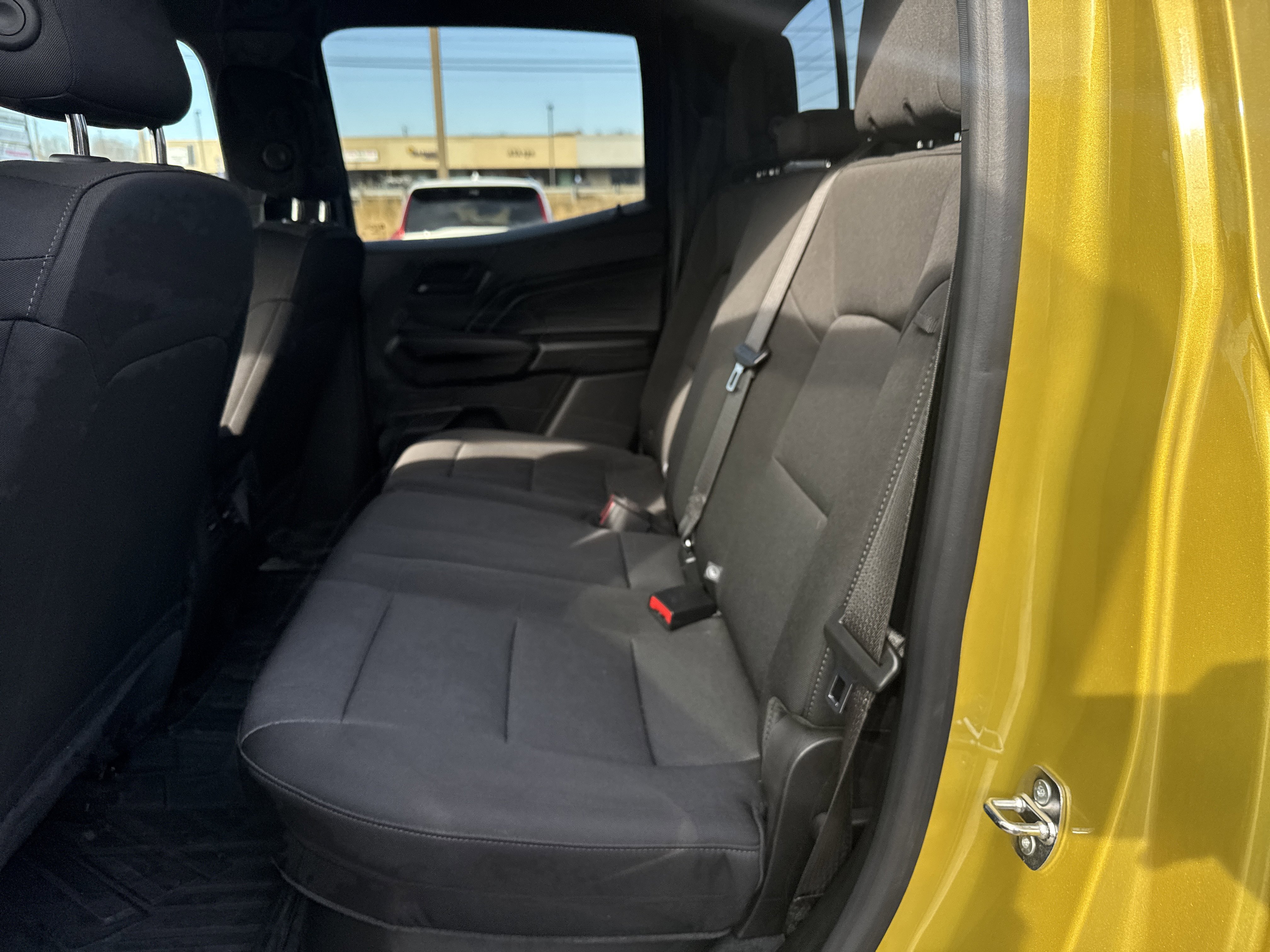 Used 2023 Chevrolet Colorado Trail Boss w/ Technology Package image 13