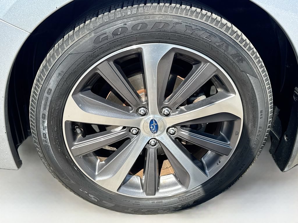 Used 2016 Subaru Legacy 2.5i Limited AWD/4WD image 40