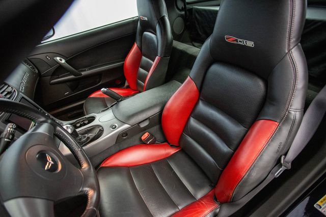 Used 2006 Chevrolet Corvette Z06 w/ Preferred Equipment Group image 19