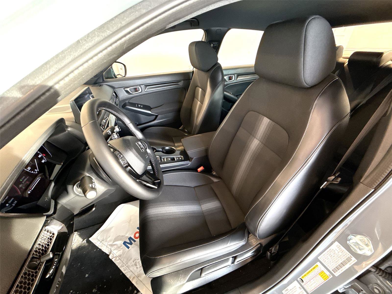 Used 2023 Honda Civic Sport image 13